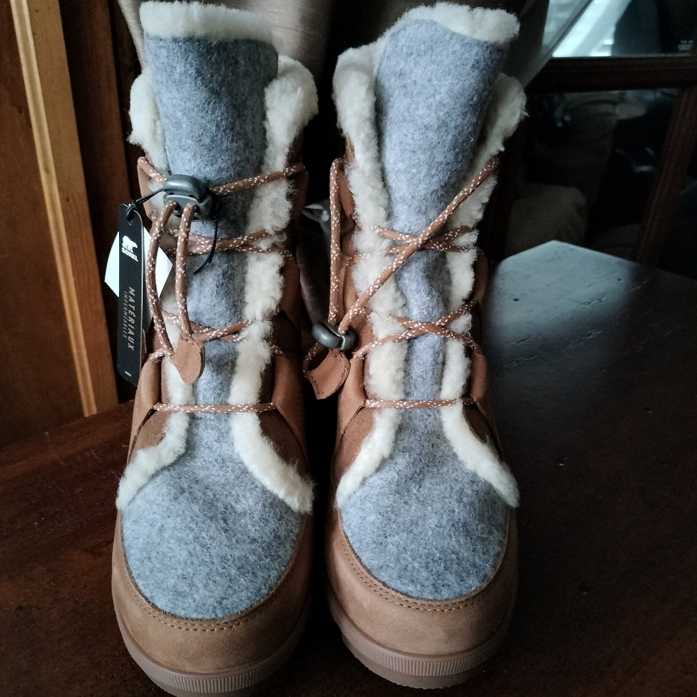 Sorel Arctic Wedge NWT 10.5